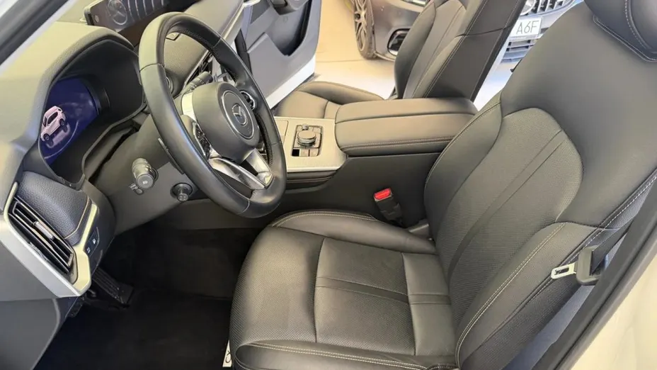 MAZDA CX-60 -