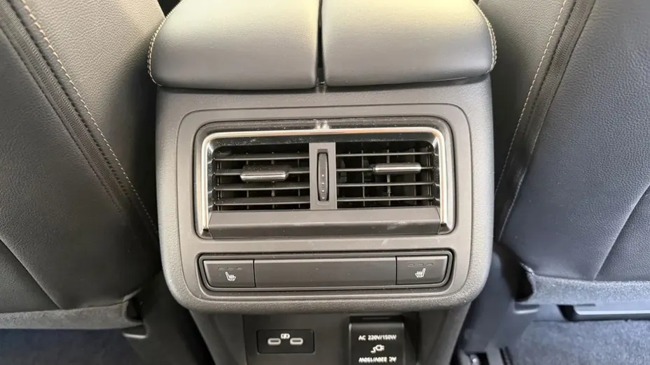 MAZDA CX-60 -