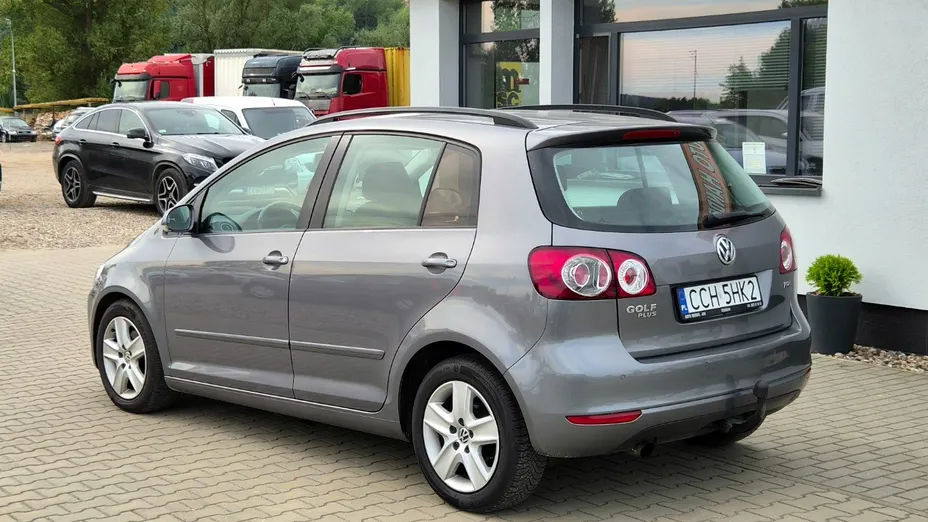 VOLKSWAGEN Golf Plus -