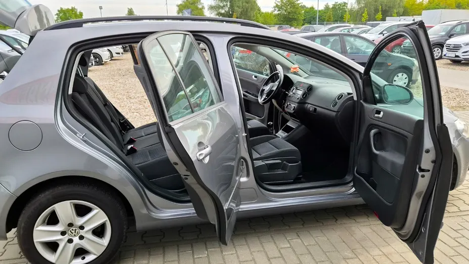 VOLKSWAGEN Golf Plus -
