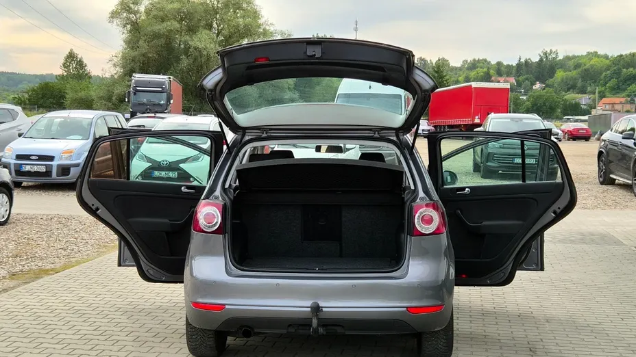 VOLKSWAGEN Golf Plus -