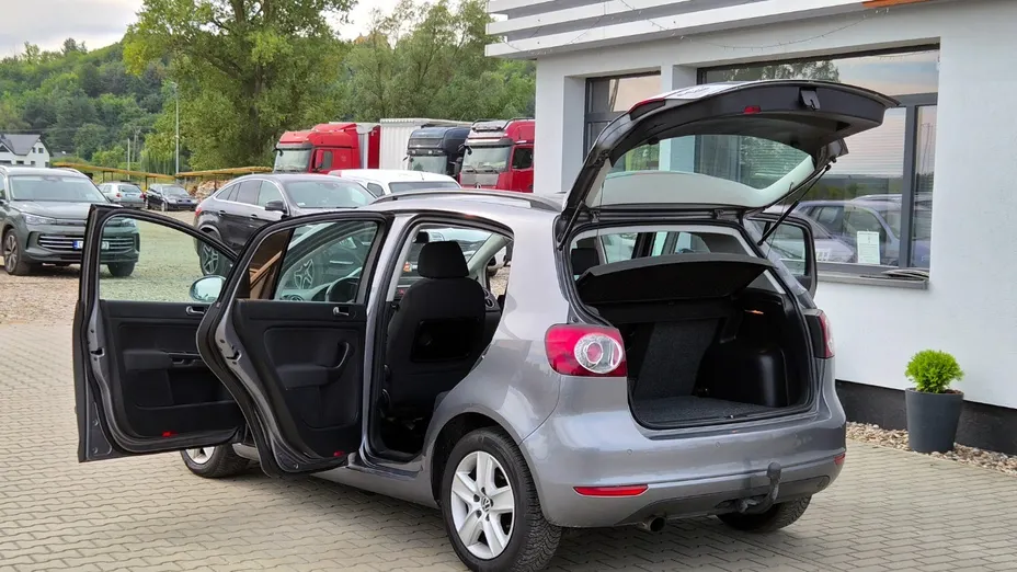 VOLKSWAGEN Golf Plus -