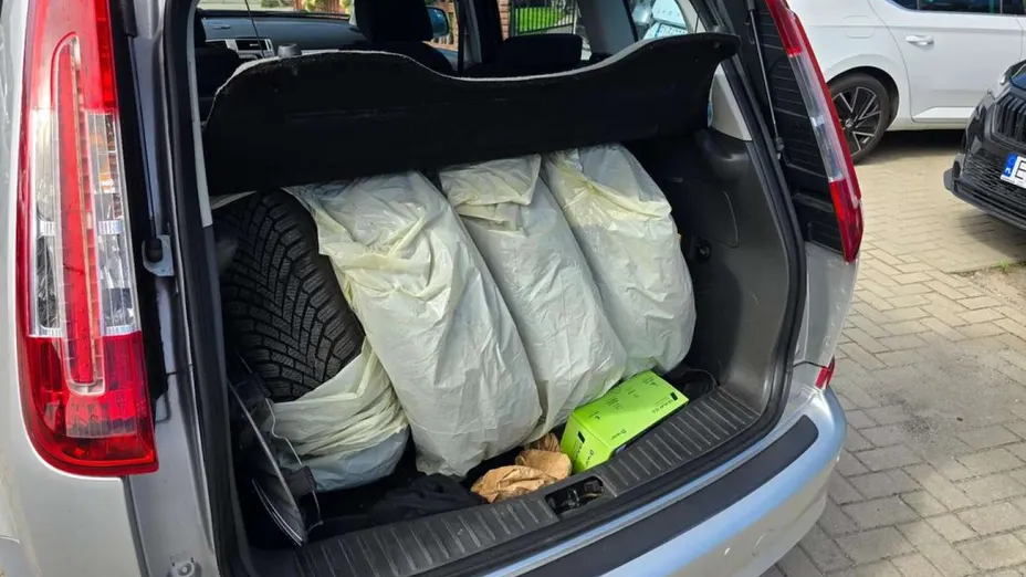FORD C-MAX -
