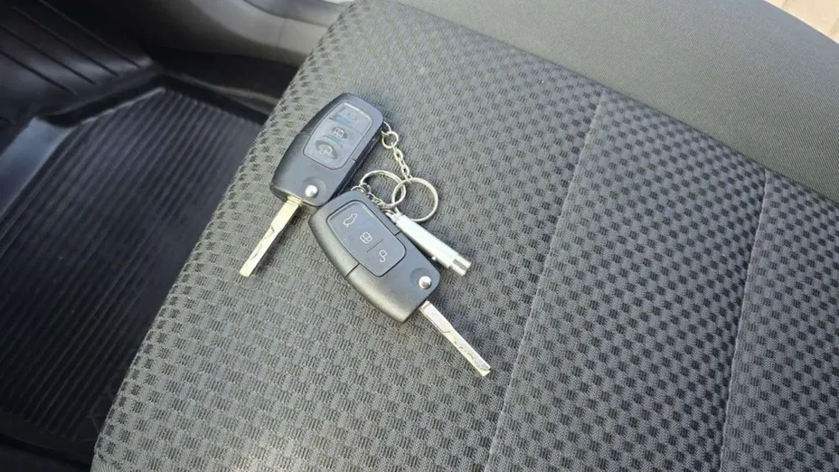 FORD C-MAX -