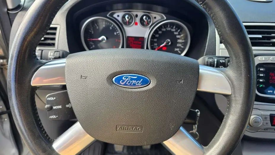 FORD C-MAX -