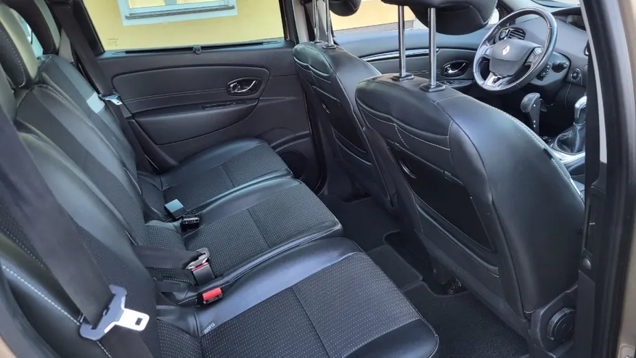 RENAULT Grand Scenic -