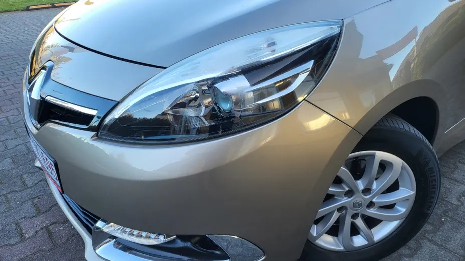 RENAULT Grand Scenic -