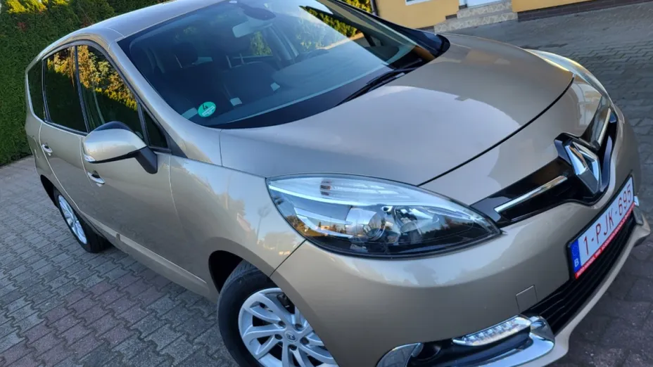 RENAULT Grand Scenic -
