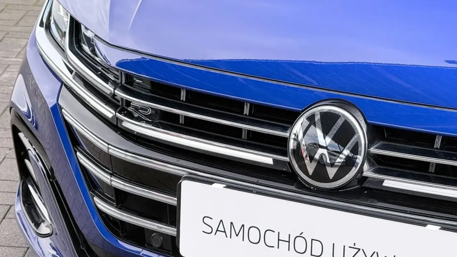 VOLKSWAGEN Arteon -