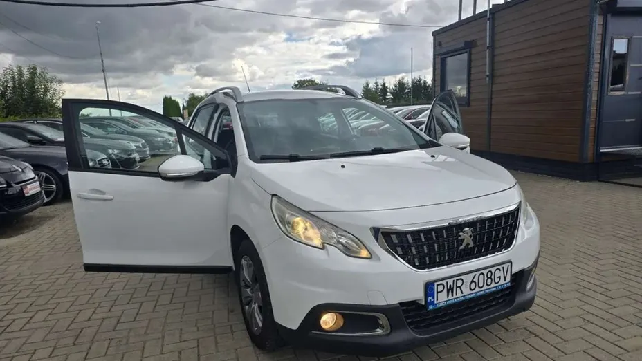 PEUGEOT 2008 -