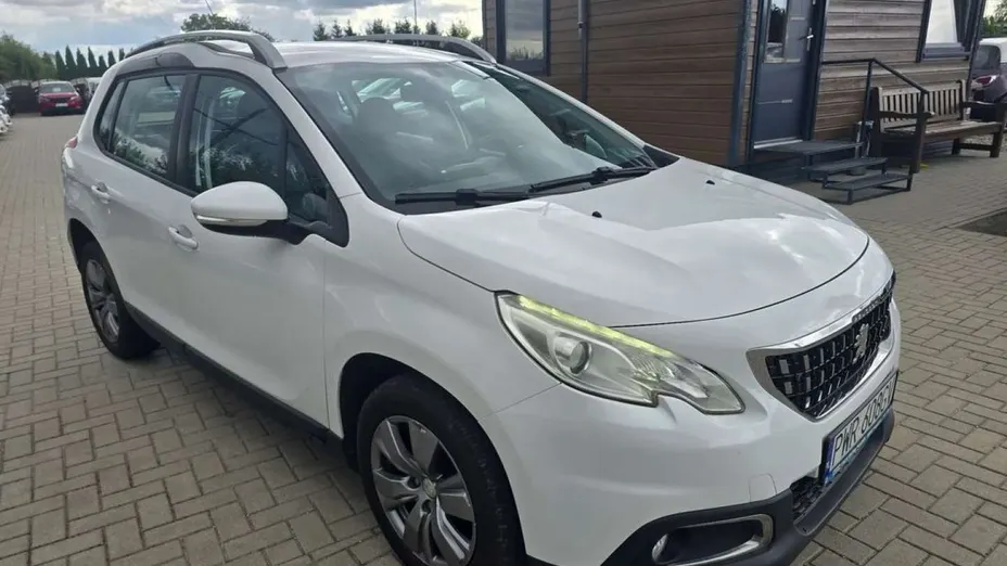 PEUGEOT 2008 -