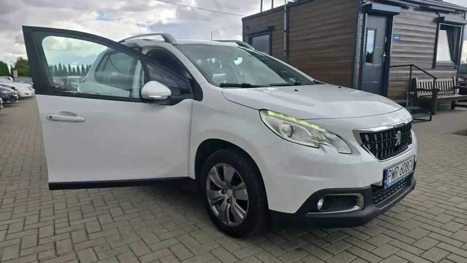 PEUGEOT 2008 -