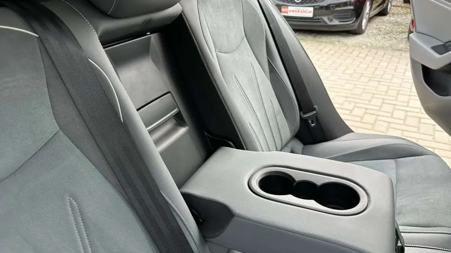 VOLKSWAGEN Passat -