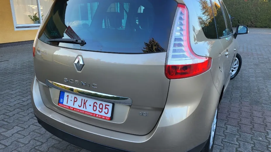 RENAULT Grand Scenic -