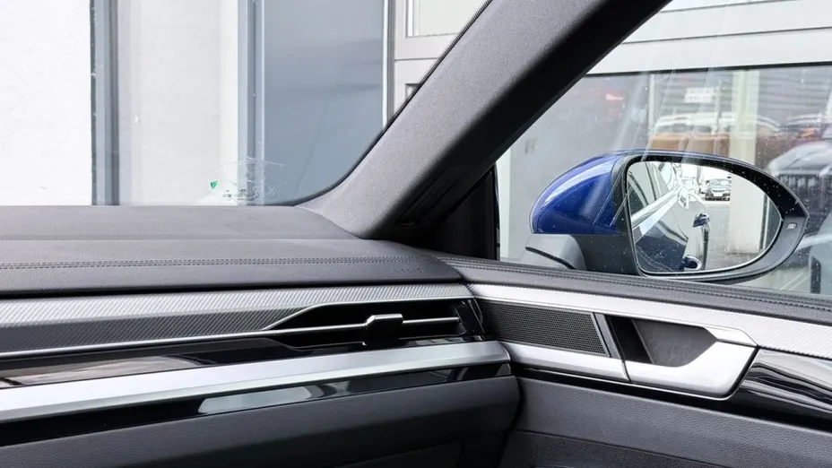 VOLKSWAGEN Arteon -