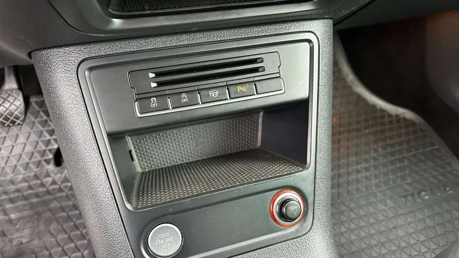 VOLKSWAGEN Tiguan -