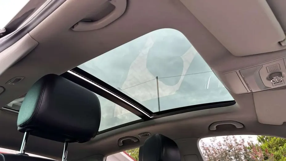 VOLKSWAGEN Tiguan -