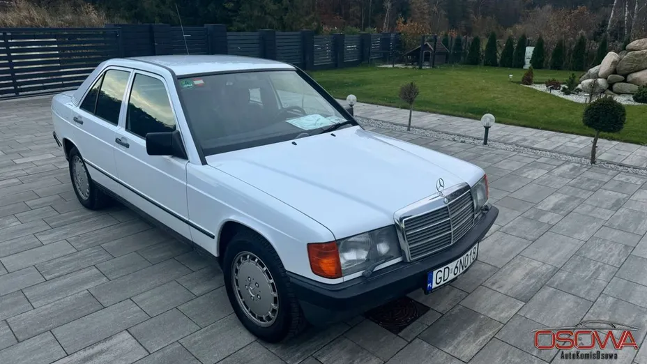 MERCEDES-BENZ W201 -