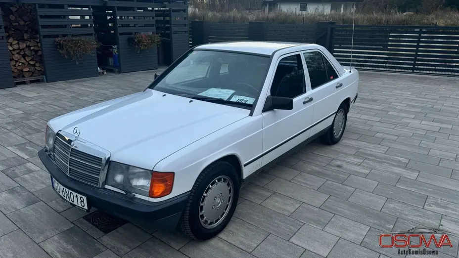 MERCEDES-BENZ W201 -