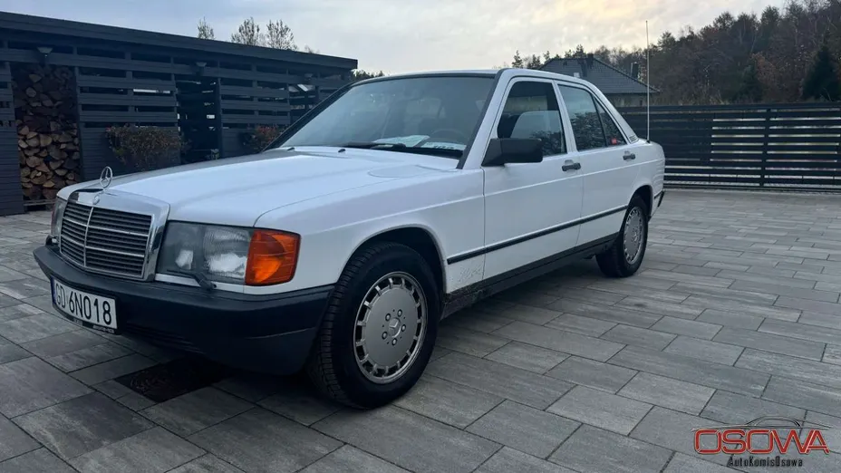 MERCEDES-BENZ W201 -