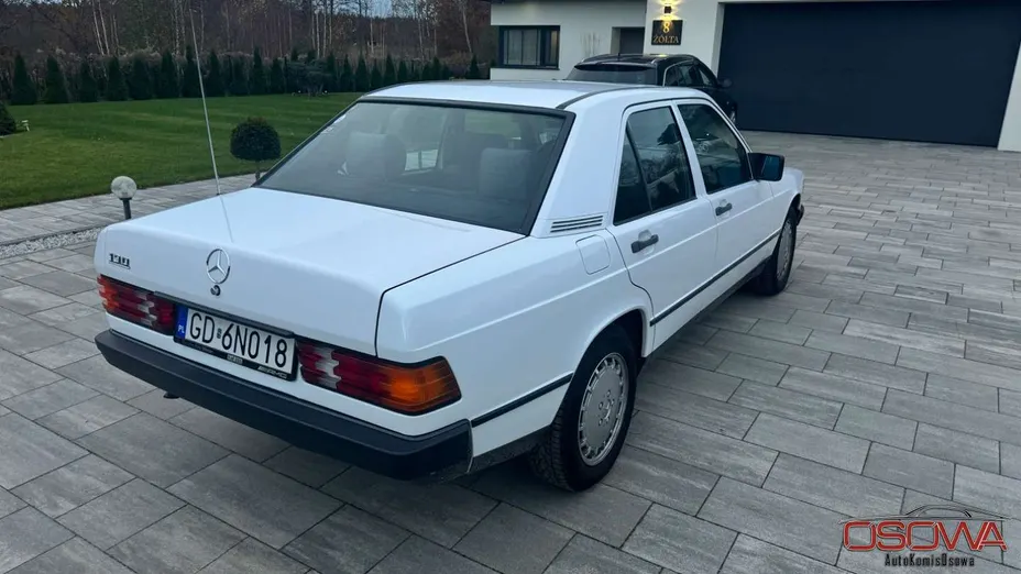 MERCEDES-BENZ W201 -