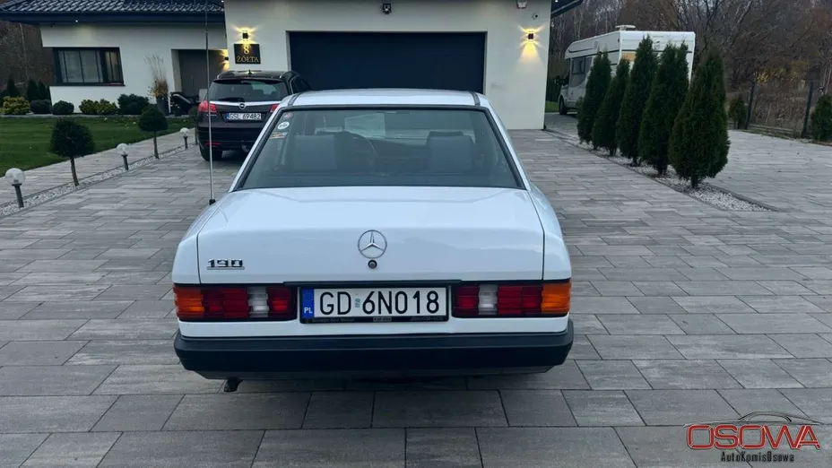 MERCEDES-BENZ W201 -
