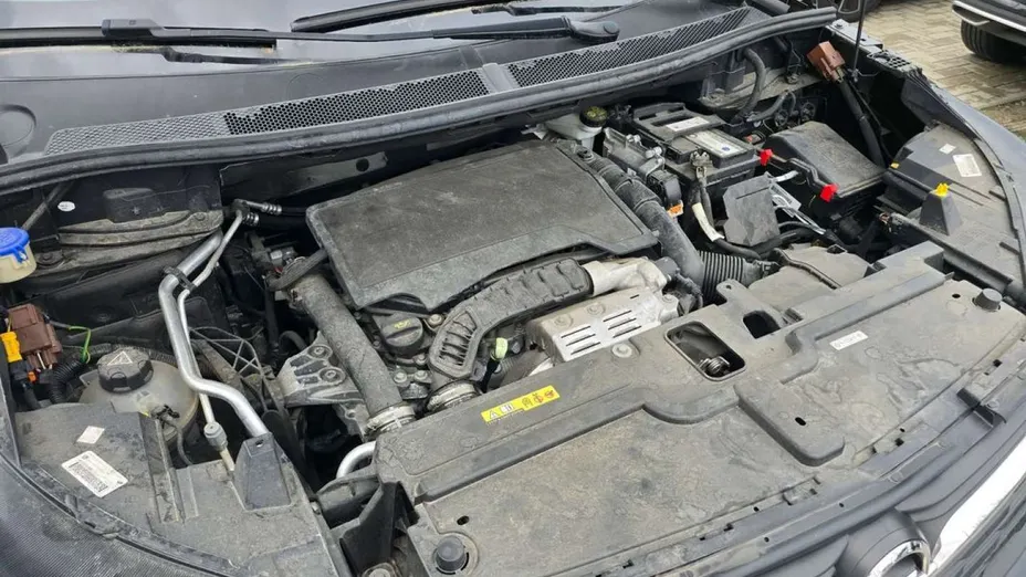 OPEL Grandland X -