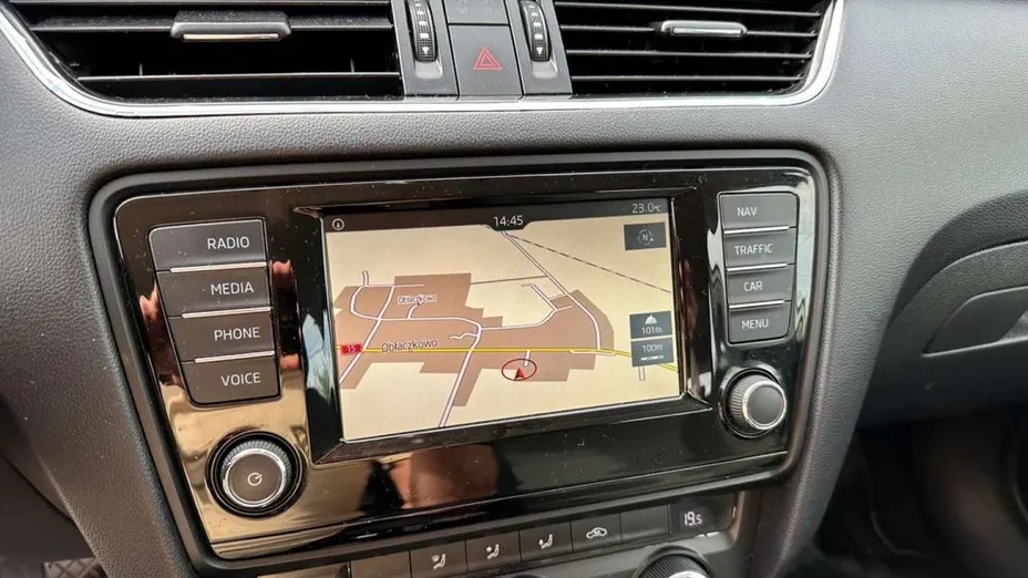 SKODA Octavia -