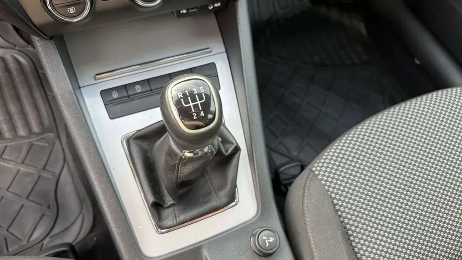 SKODA Octavia -
