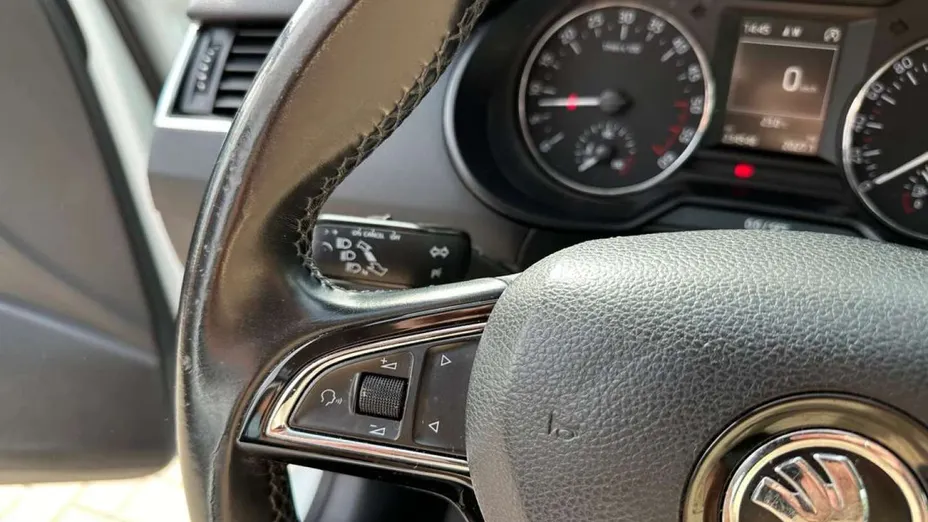 SKODA Octavia -