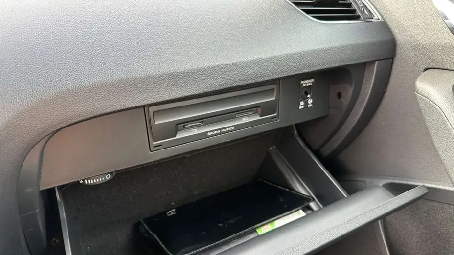 SKODA Octavia -