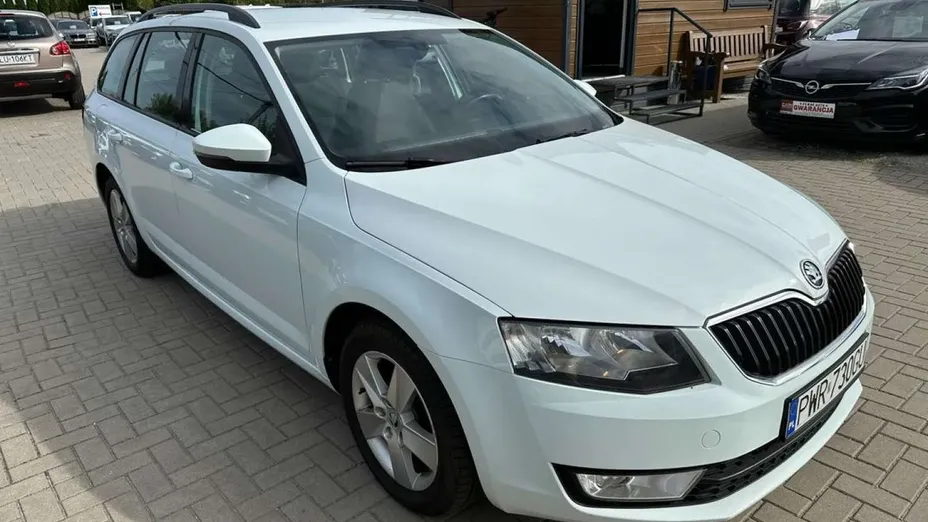 SKODA Octavia -