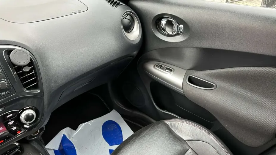 NISSAN Juke -
