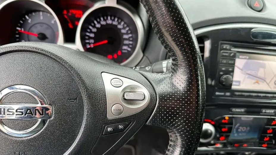 NISSAN Juke -