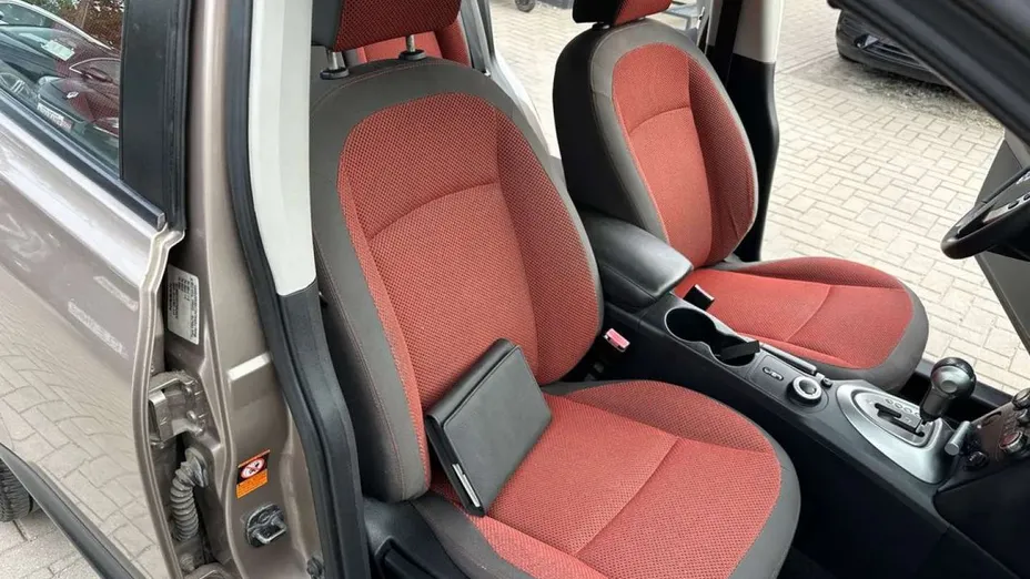 NISSAN Qashqai -