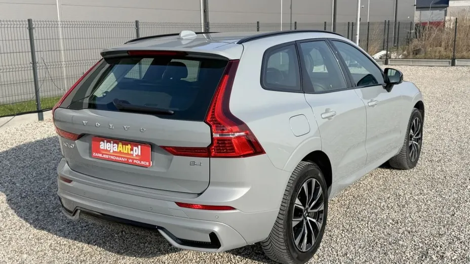 VOLVO XC60 -
