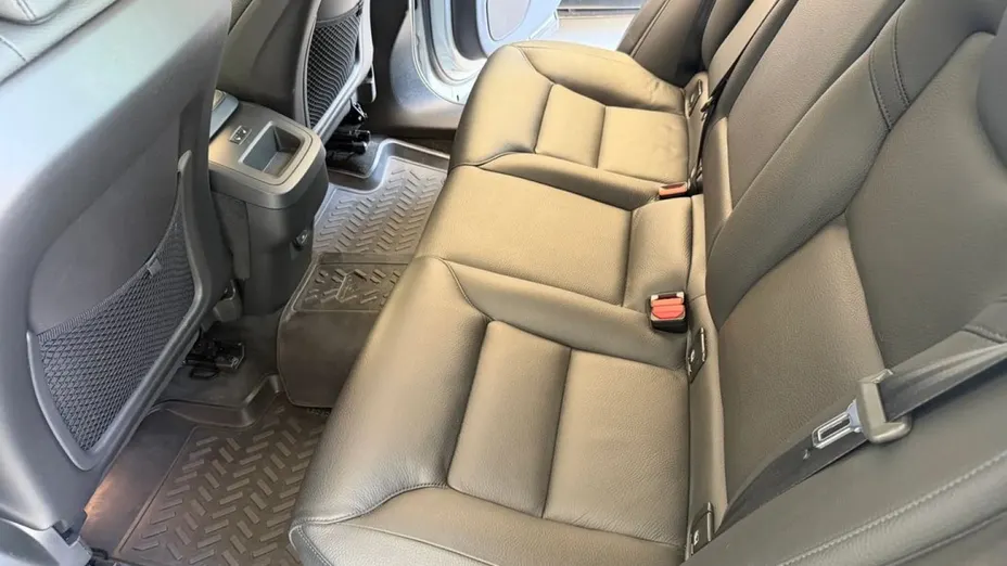 VOLVO XC60 -