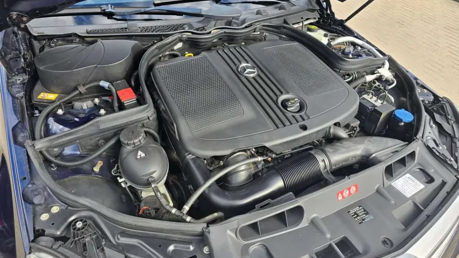 MERCEDES-BENZ C Klasa -