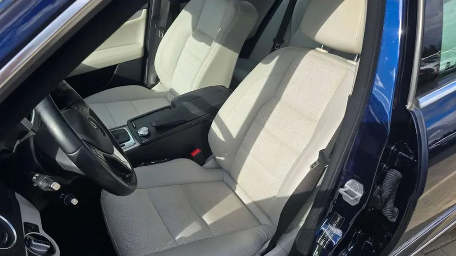 MERCEDES-BENZ C Klasa -