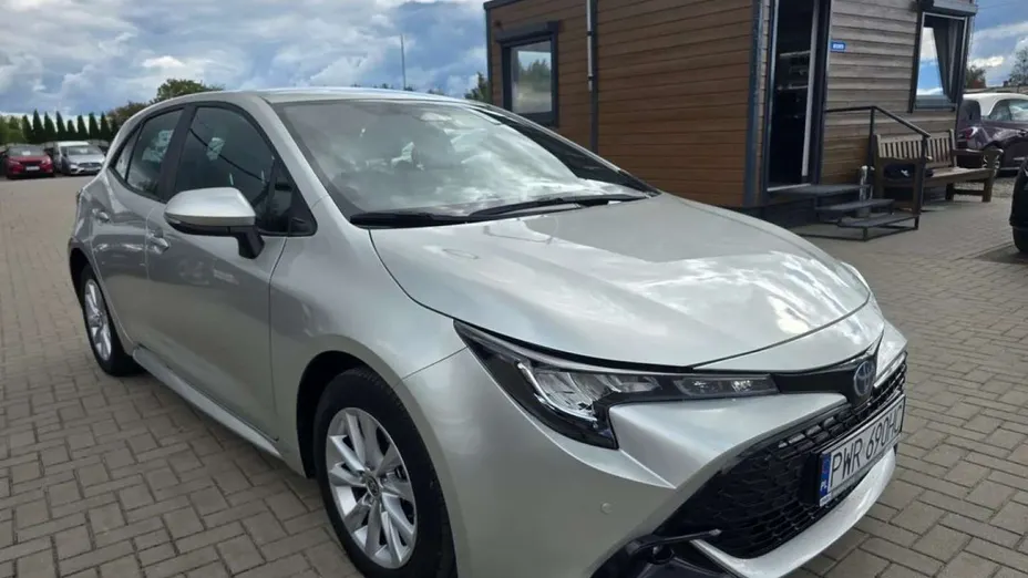 TOYOTA Corolla -