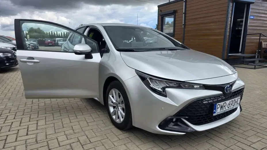 TOYOTA Corolla -