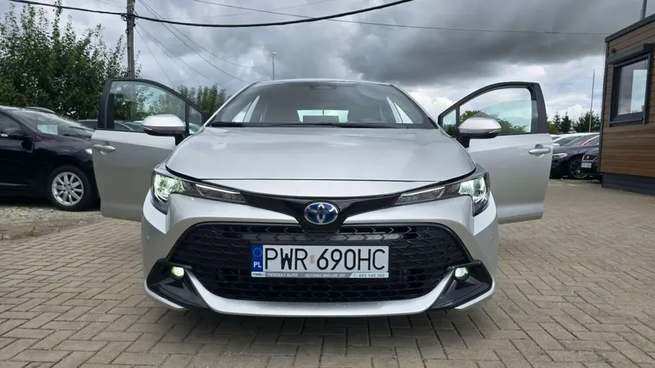 TOYOTA Corolla -