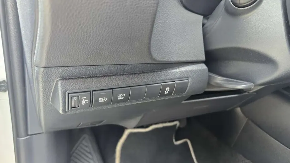 TOYOTA Corolla -