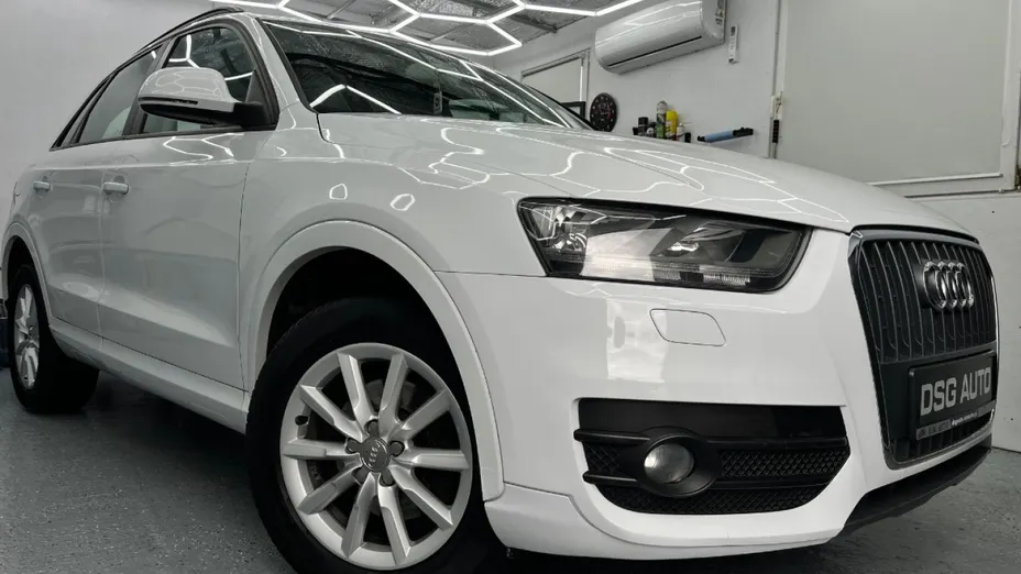 AUDI Q3 -