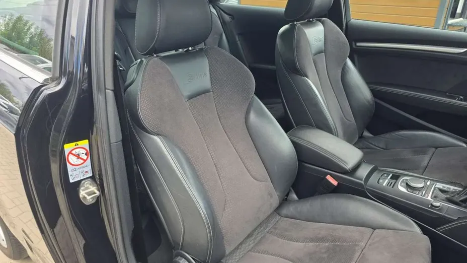AUDI A3 -