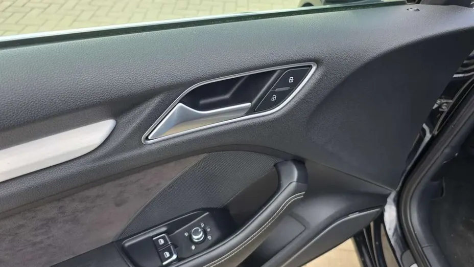AUDI A3 -