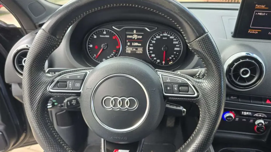 AUDI A3 -