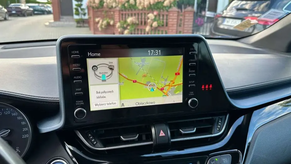 TOYOTA C-HR -