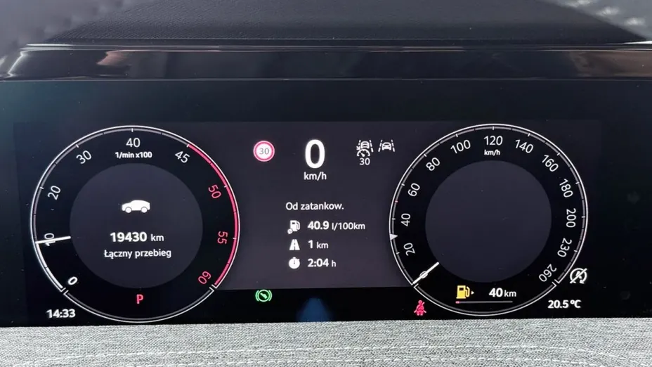 SKODA Superb -