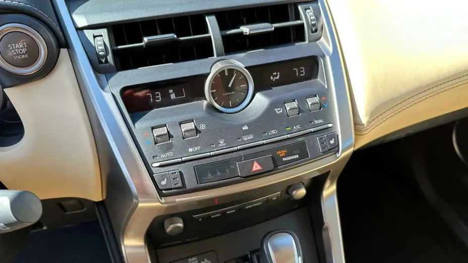 LEXUS NX -